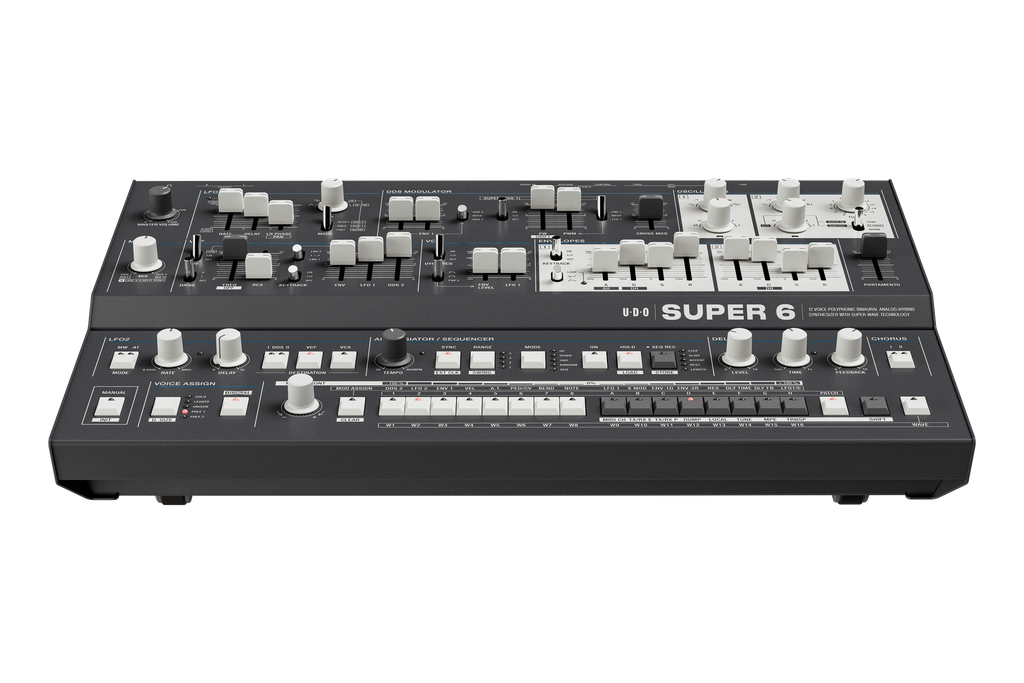 Super 6 Desktop LTD black