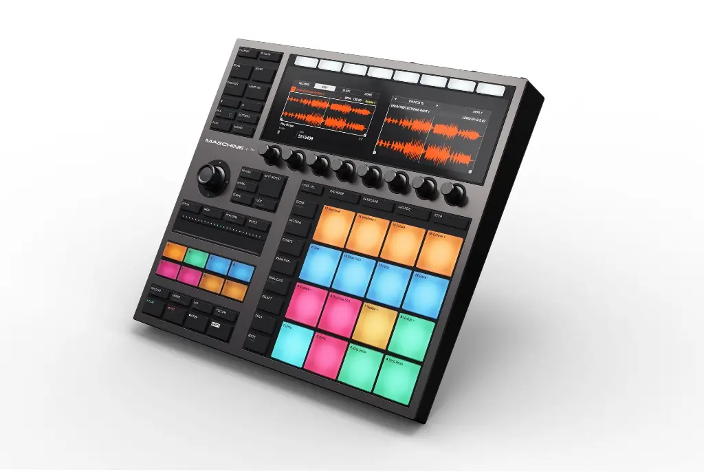 Maschine-Plus-angle-03.webp