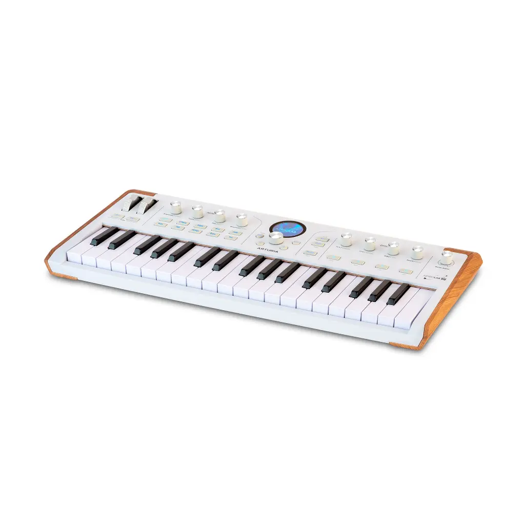 SQUARE_ASTROLAB37_WHITE_3_4_RIGHT.webp