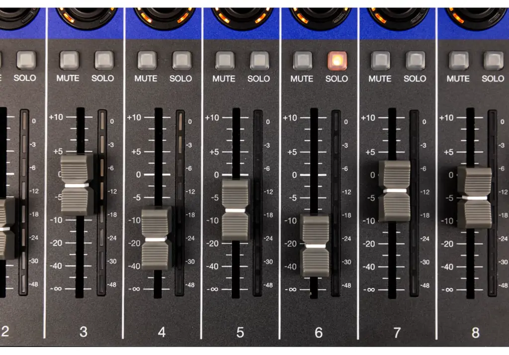 L12Next_Faders.webp