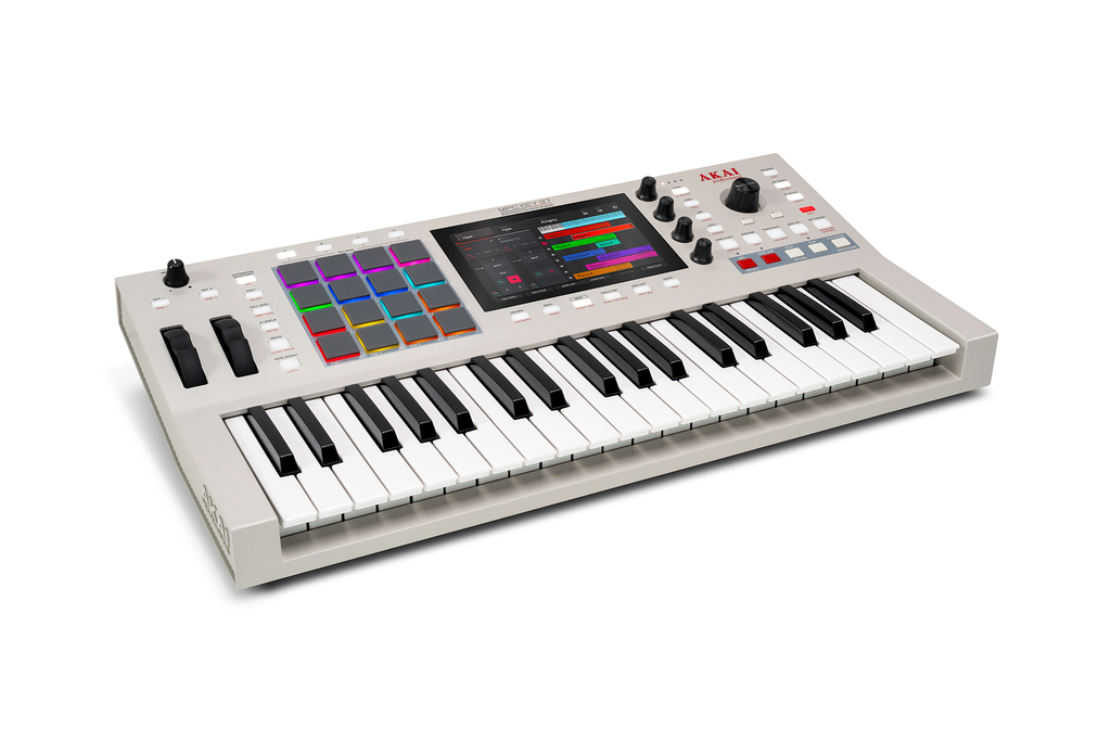 MPC_KEY_37_G2_LEFT_ANGLE_WEB.webp