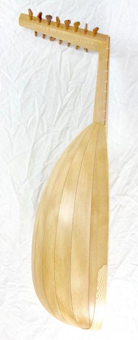 Heritage 8 Course Renaissance Lute with case
