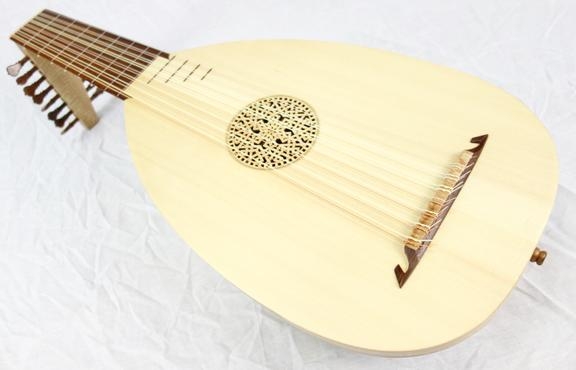 Heritage 8 Course Renaissance Lute with case