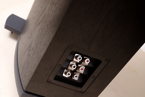 SCM40 Tower (Black Ash)