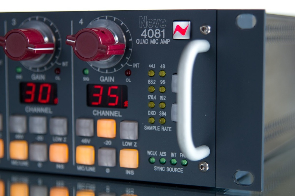 4081 Quad Mic Preamp