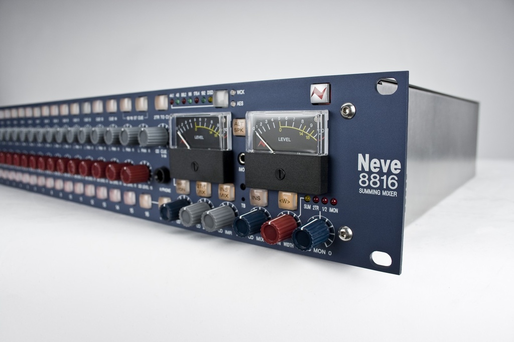 8816 Summing Mixer