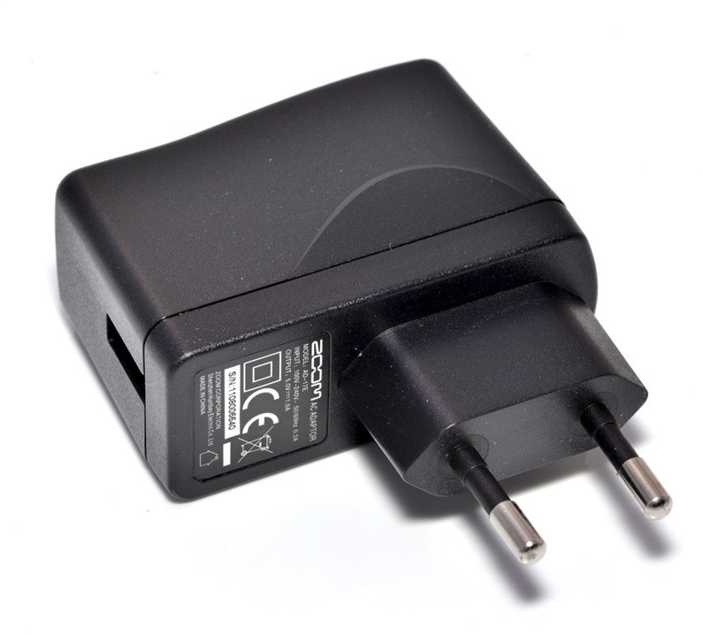 Zoom AD-17