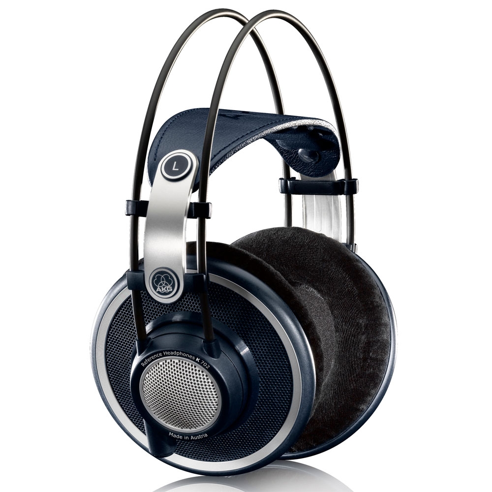 AKG K702
