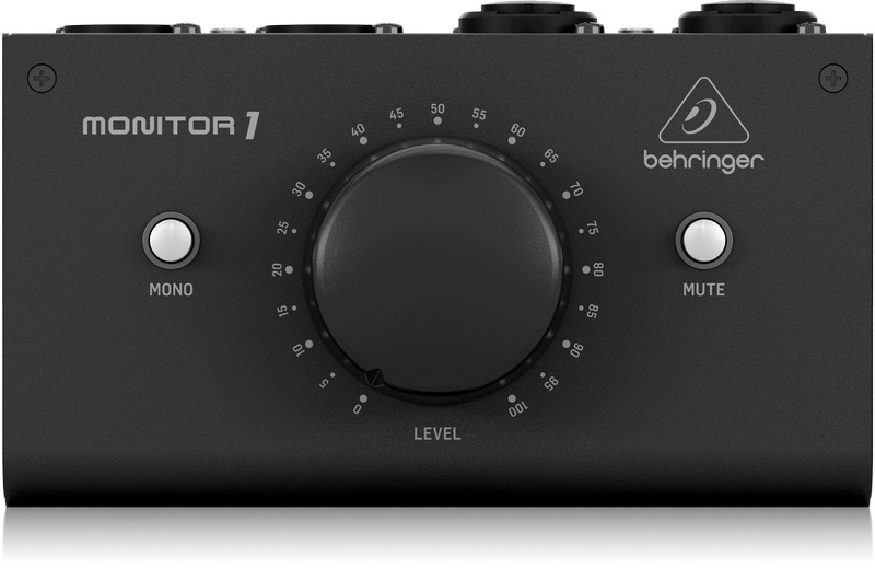 Behringer Monitor1